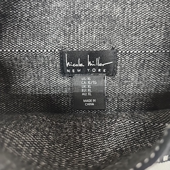 Nicole Miller Black And White Turtleneck Sweater Size XL - Picture 4 of 7